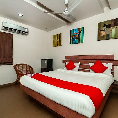 Oyo 28856 Manjeera Inn Visakhapatnam Exterior photo