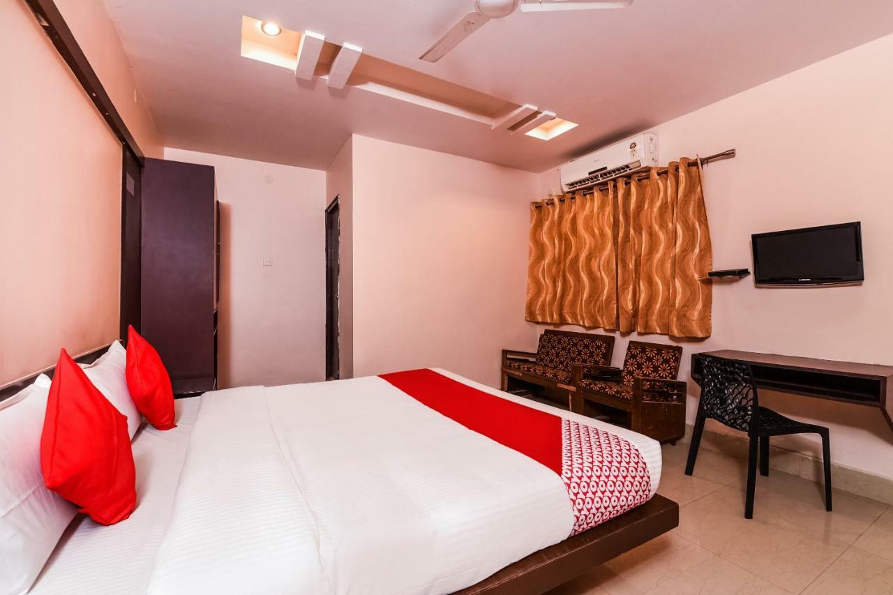Oyo 28856 Manjeera Inn Visakhapatnam Exterior photo