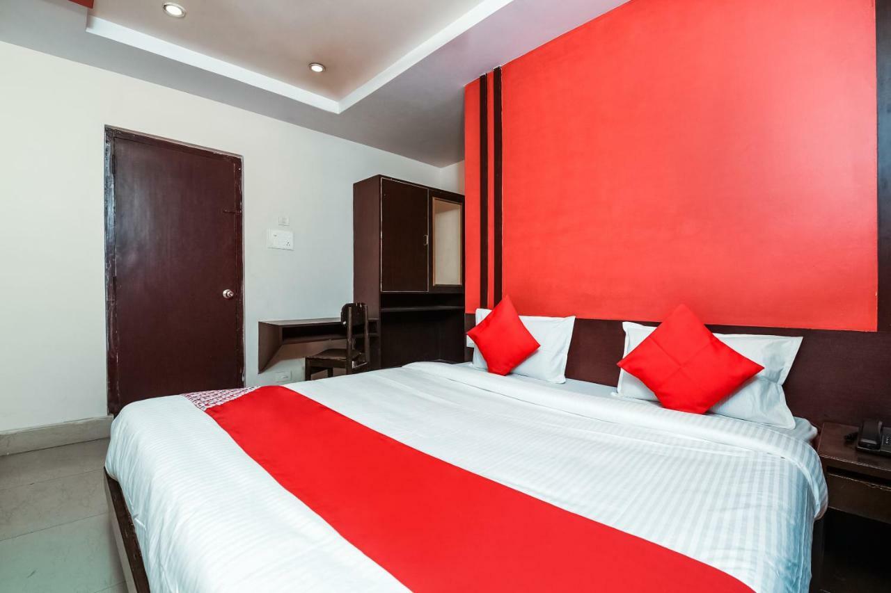 Oyo 28856 Manjeera Inn Visakhapatnam Exterior photo